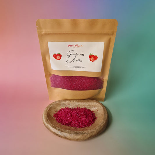 Zakje tropische geurkorrels met aardbeiengeur van Geuren in Huis, ideaal voor geurbranders en andere toepassingen.
