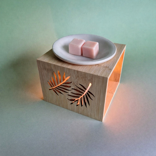 Lotus Sandalwood wax melts in brander